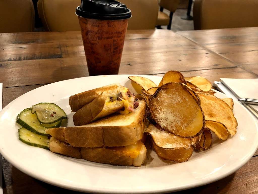 Comfort Roast Coffee House and Cafe | 1423 119th St, Whiting, IN 46394, USA | Phone: (219) 655-5464