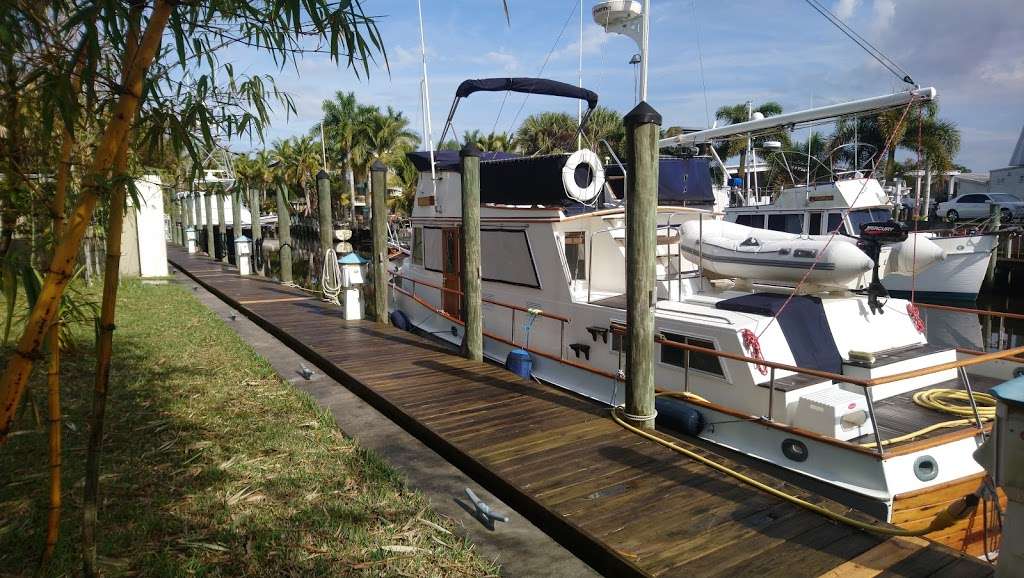 Lost River Marine | 490 SW Salerno Rd, Stuart, FL 34997, USA | Phone: (772) 283-1154