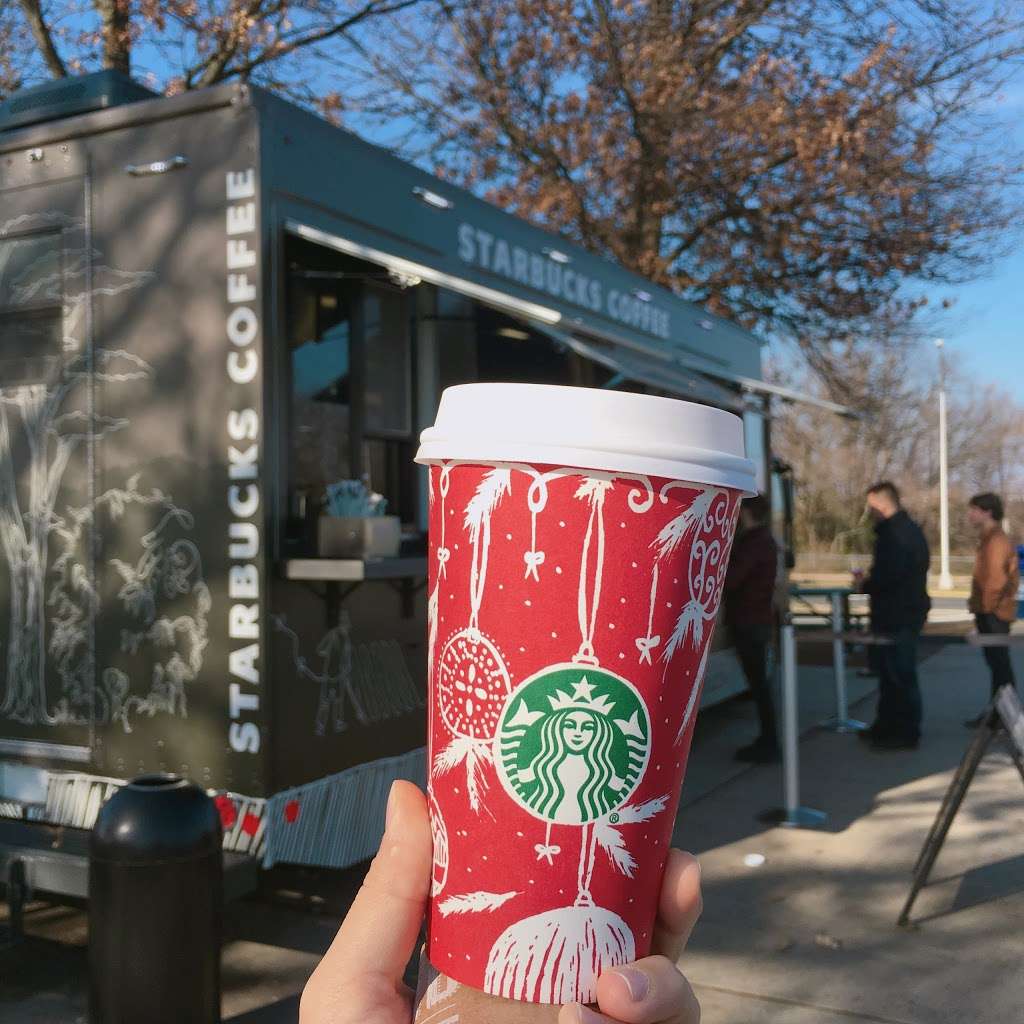 Starbucks | 200 Uncle Petes Rd, Trenton, NJ 08691, USA | Phone: (609) 585-1155