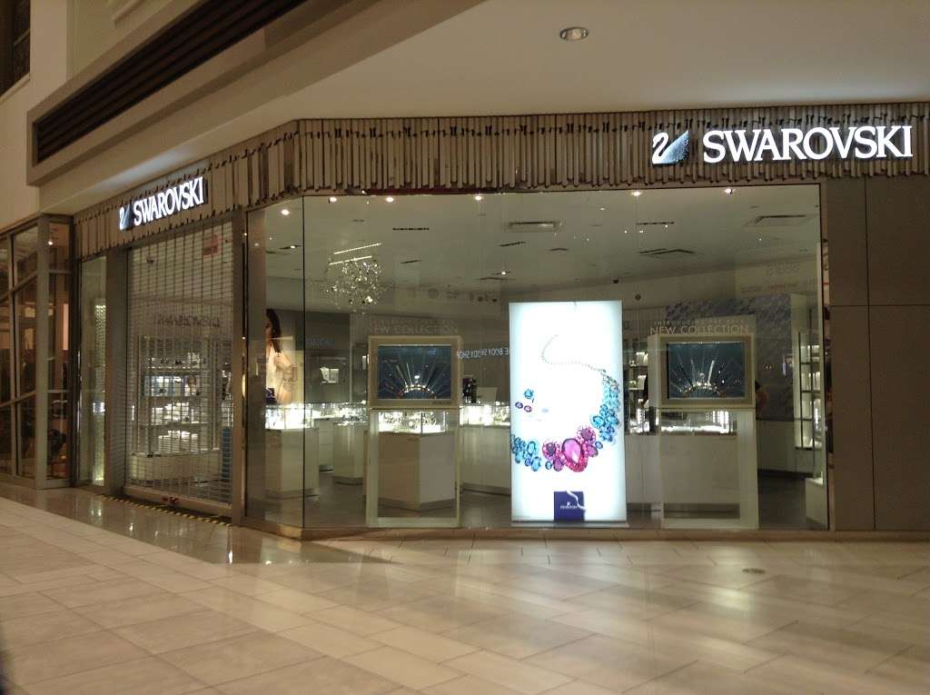 Swarovski Willowbrook Mall | 1120 Willowbrook Mall, Wayne, NJ 07470, USA | Phone: (973) 812-7500