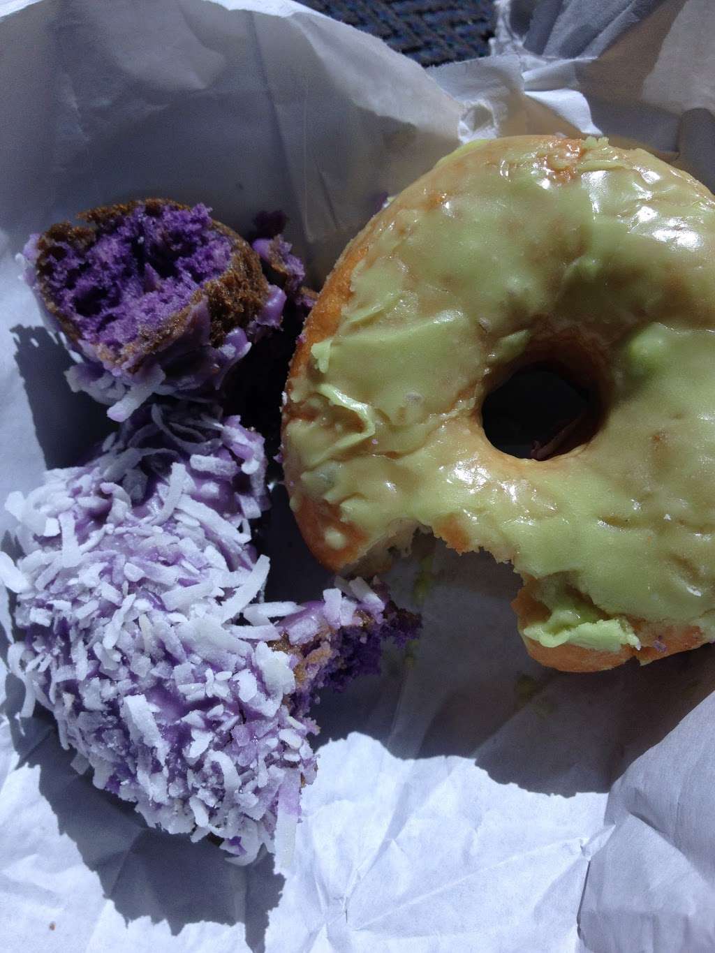 Rainbow Donuts | 2025 San Pablo Ave, Berkeley, CA 94702, USA | Phone: (510) 644-2029