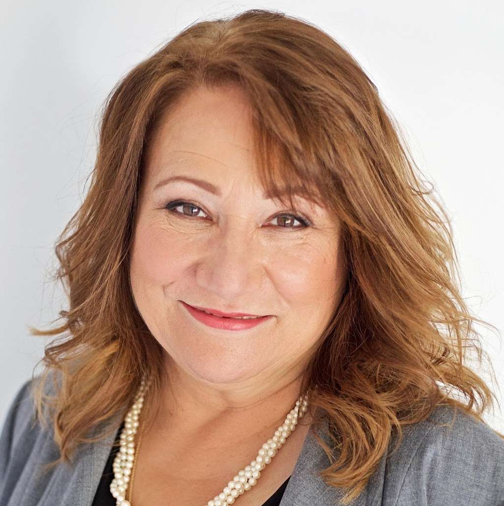 Barbara Arrigale - First Team Real Estate | 20100 Brookhurst St, Huntington Beach, CA 92646, USA | Phone: (714) 914-5476