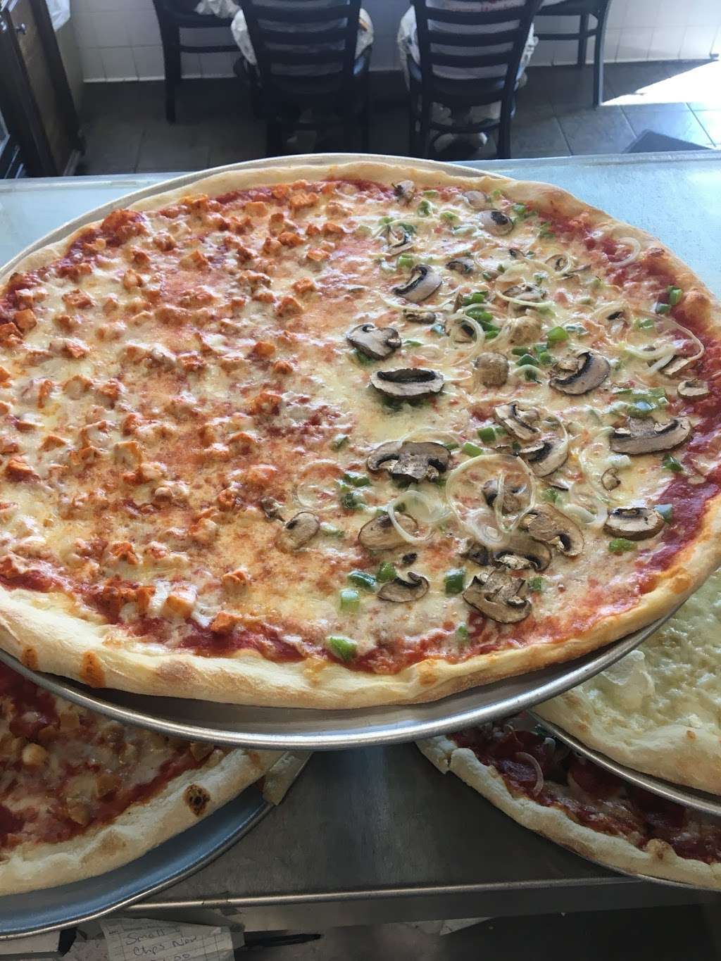 Serpicos Pizzeria & Restaurant | 307 Main St, Allenhurst, NJ 07711 | Phone: (732) 531-4774