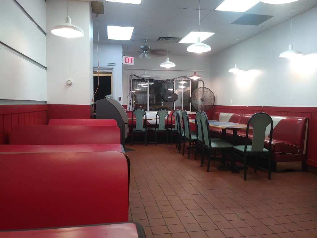 Penn Fried Chicken Inc | 4909 Catharine St, Philadelphia, PA 19143, USA | Phone: (215) 471-3083
