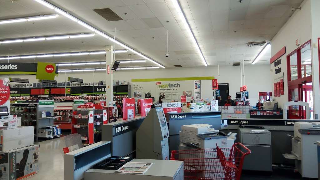 Staples | 7929 Eastern Ave, Baltimore, MD 21224, USA | Phone: (410) 288-3391