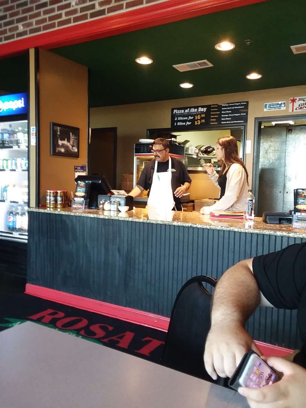 Rosatis Pizza | 860 N Main St, Elburn, IL 60119, USA | Phone: (630) 365-3333