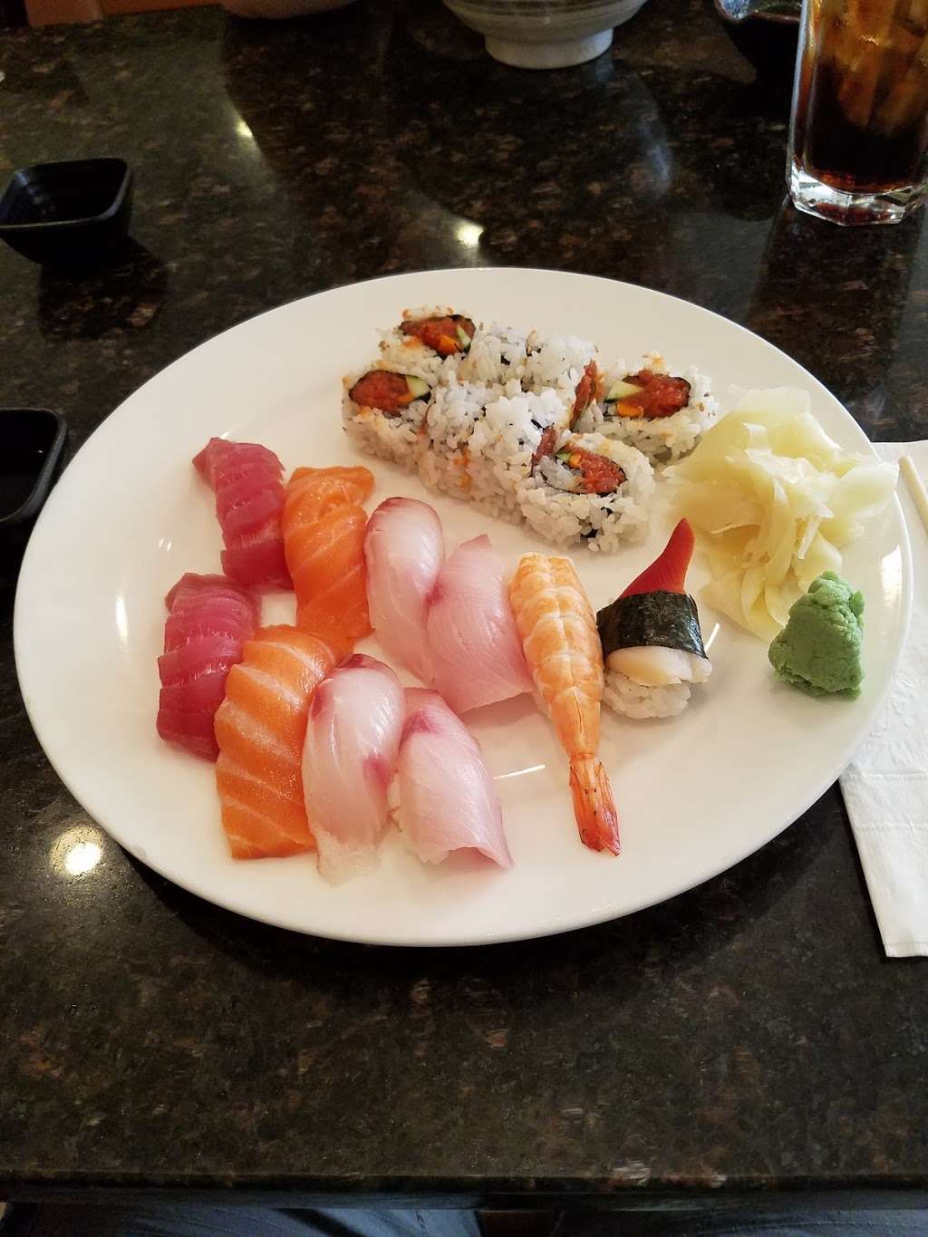 Kuma Sushi | 1905 N Campus Ave # C, Upland, CA 91784, USA | Phone: (909) 579-0866