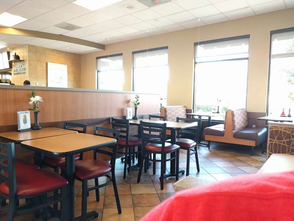 Chick-fil-A | 4410 North Fwy, Houston, TX 77022, USA | Phone: (713) 695-8888