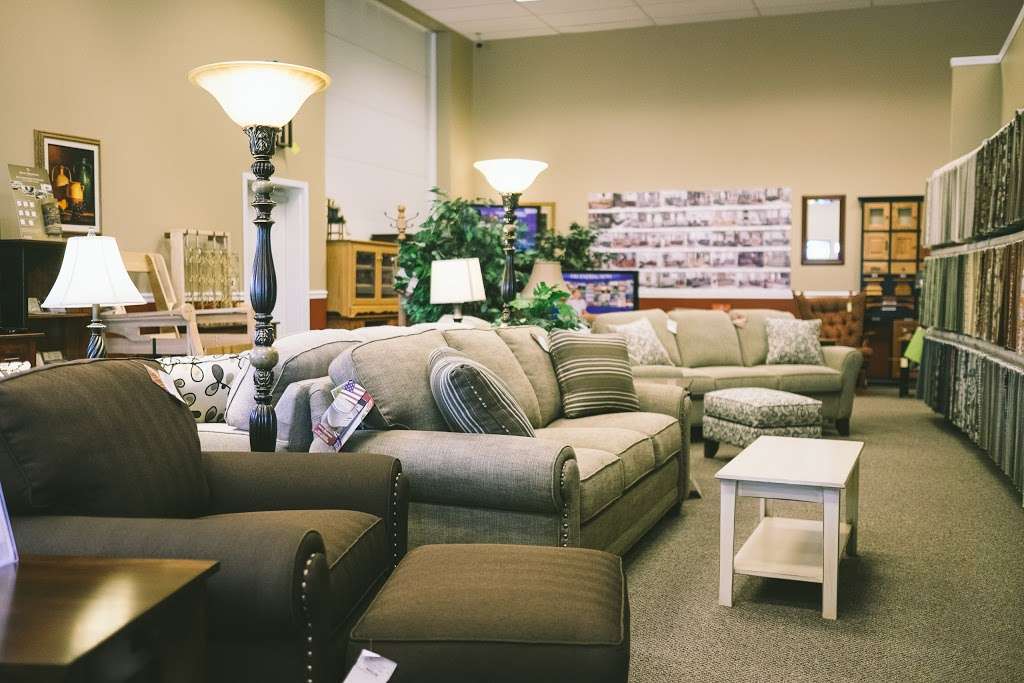 HomeSquare Furniture | 3850 Newburg Rd #3, Easton, PA 18045, USA | Phone: (610) 330-9096