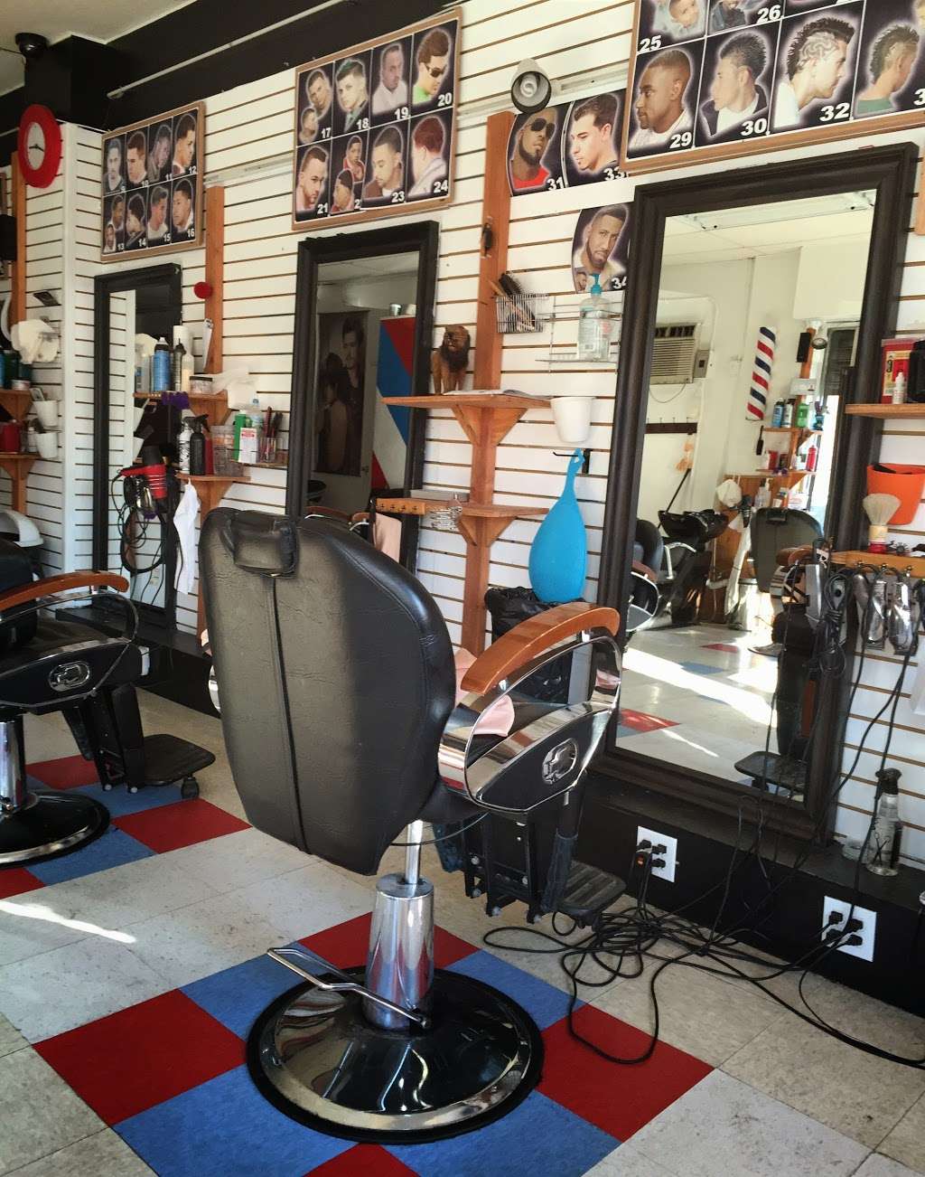 Juventud Barbershop | 179-01 Jamaica Ave, Jamaica, NY 11432, USA | Phone: (917) 560-5205