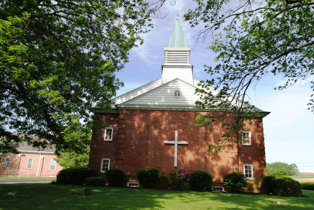 Central Manor Church of God | 387 Penn St, Washington Boro, PA 17582, USA | Phone: (717) 872-2772