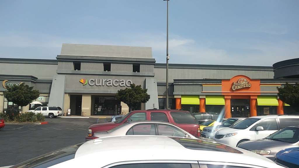 Curacao South Gate | 8618 Garfield Ave, South Gate, CA 90280, USA | Phone: (562) 927-3027