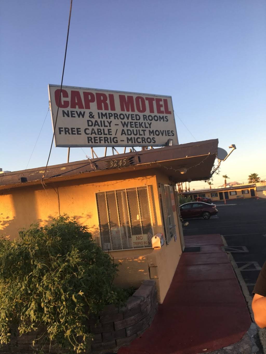 Capri Motel | 3245 Fremont St, Las Vegas, NV 89104, USA | Phone: (702) 457-1429