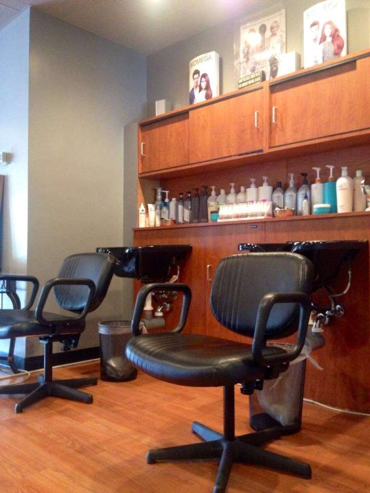 True Colors Hair Salon | 707 Sandosky Rd, Sykesville, MD 21784, USA | Phone: (410) 795-3386