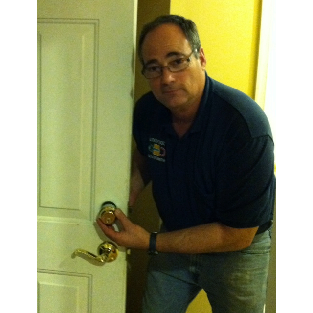 Lock Doc Locksmith LLC | 36 Tuppence Rd, Manalapan Township, NJ 07726, USA | Phone: (732) 536-0086