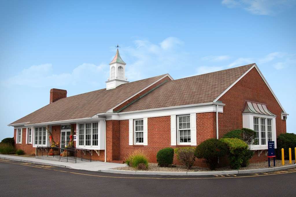 Manasquan Bank | 305 NJ-71, Spring Lake, NJ 07762 | Phone: (732) 974-4050