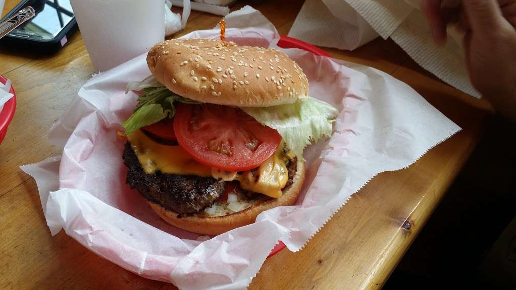 Barbee's BarBQue Glenn Falls St, Peachland, NC 28133