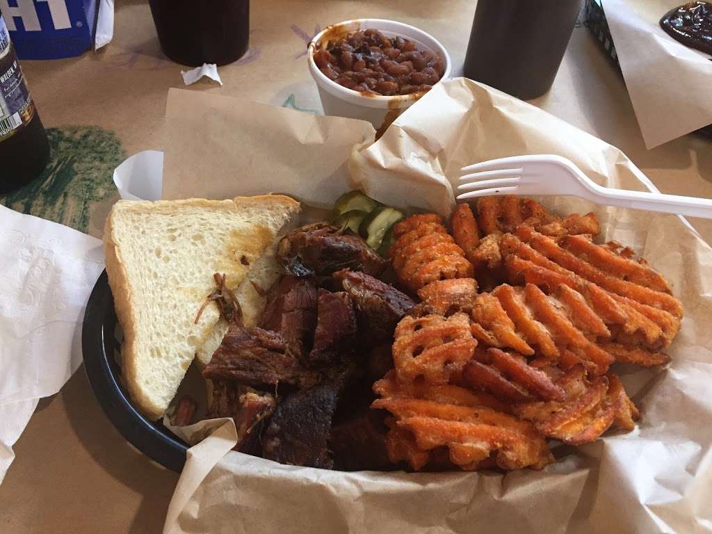 Chops BBQ and Catering | 109 E Main St, Smithville, MO 64089 | Phone: (816) 866-4337