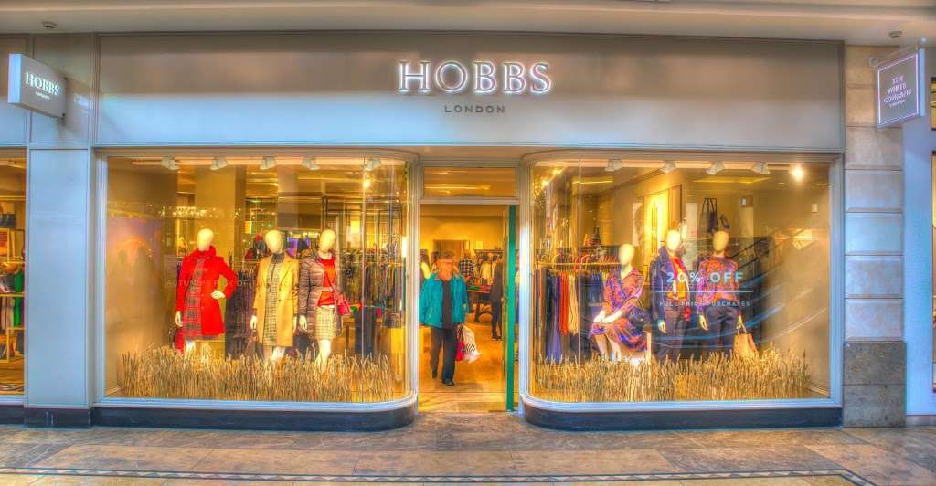 Hobbs | L101/L102 Lower Guild Hall Bluewater Shopping Centre, Dartford, Greenhithe DA9 9SN, UK | Phone: 01322 624570