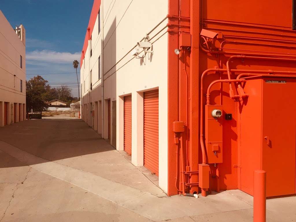 Public Storage | 1776 Blake Ave, Los Angeles, CA 90031, USA | Phone: (323) 426-6297