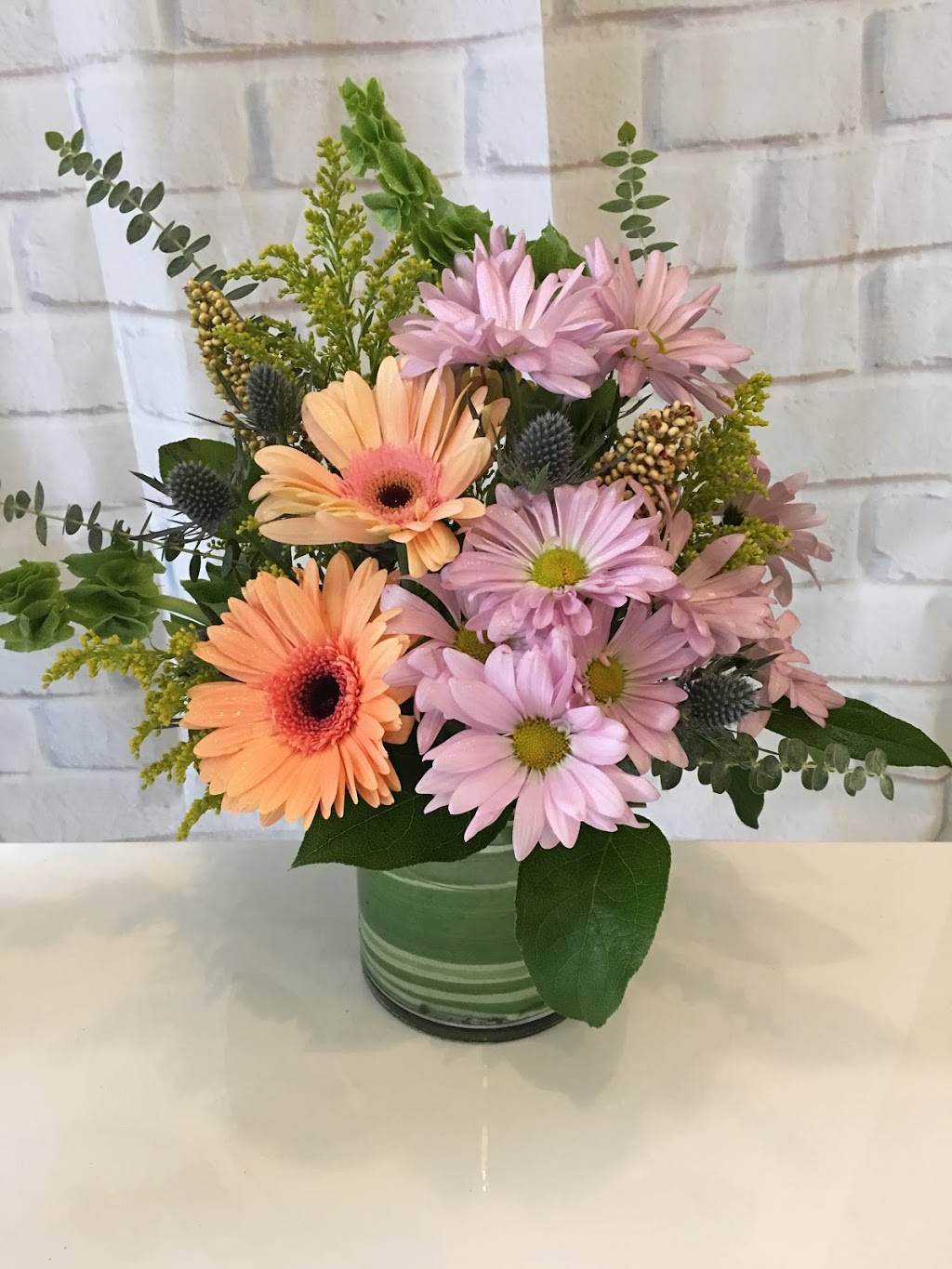 One Happy Flower Shop | 502 Grant Ave, Millvale, PA 15209, USA | Phone: (412) 821-2300