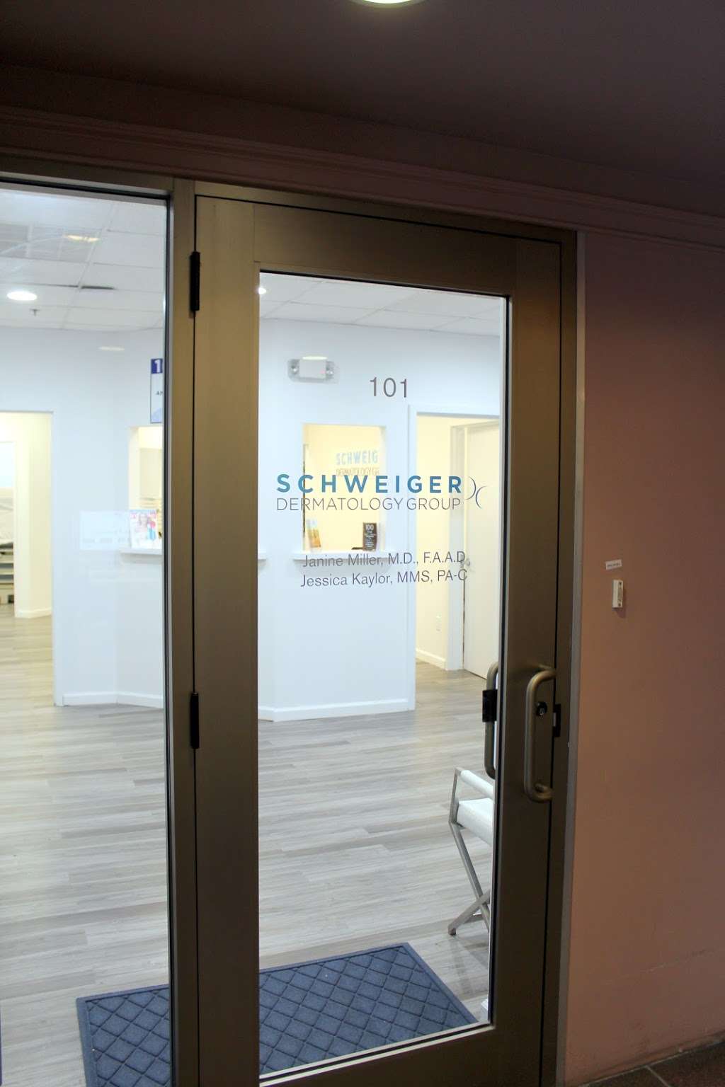 Schweiger Dermatology Group - Hoboken | 2 Hudson Pl #101, Hoboken, NJ 07030, USA | Phone: (201) 795-0021