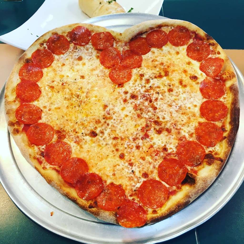 Dominicks Pizza Inc | 1768 S Lincoln Ave, Vineland, NJ 08361, USA | Phone: (856) 691-5511