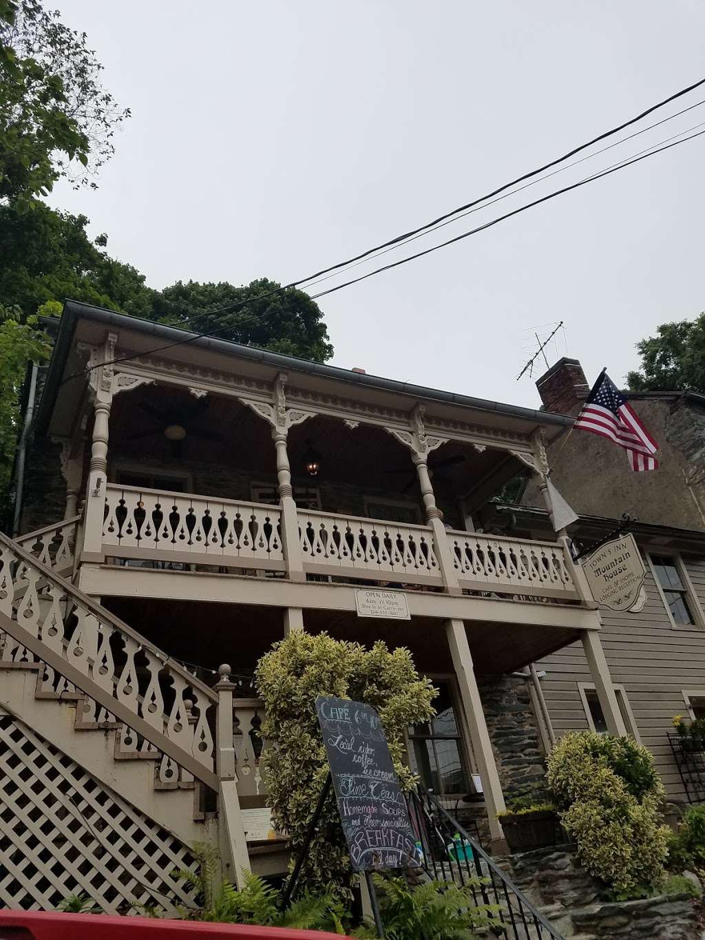 Mountain House Café | 175 High St, Harpers Ferry, WV 25425, USA