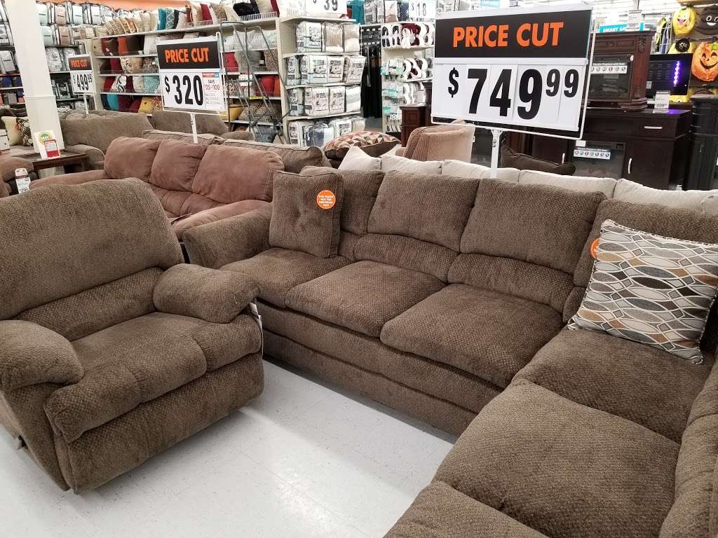 Big Lots | 260 Voice Rd, Carle Place, NY 11514, USA | Phone: (516) 742-4031