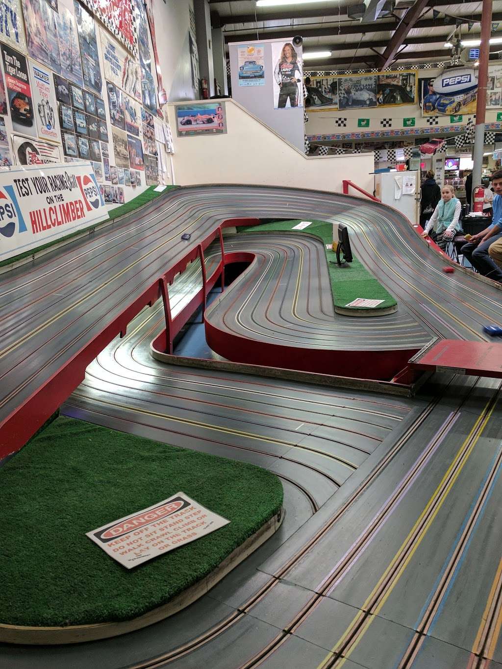 J & J Model Car Race Place | 1151 NJ-33, Farmingdale, NJ 07727, USA | Phone: (732) 938-5215