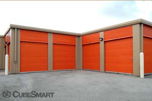 CubeSmart Self Storage | 11616 Beamer Rd, Houston, TX 77089, USA | Phone: (281) 464-7676