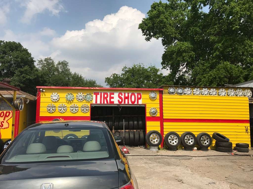 B M Tire Shop | 9735 Veterans Memorial Dr, Houston, TX 77038, USA | Phone: (832) 596-3691