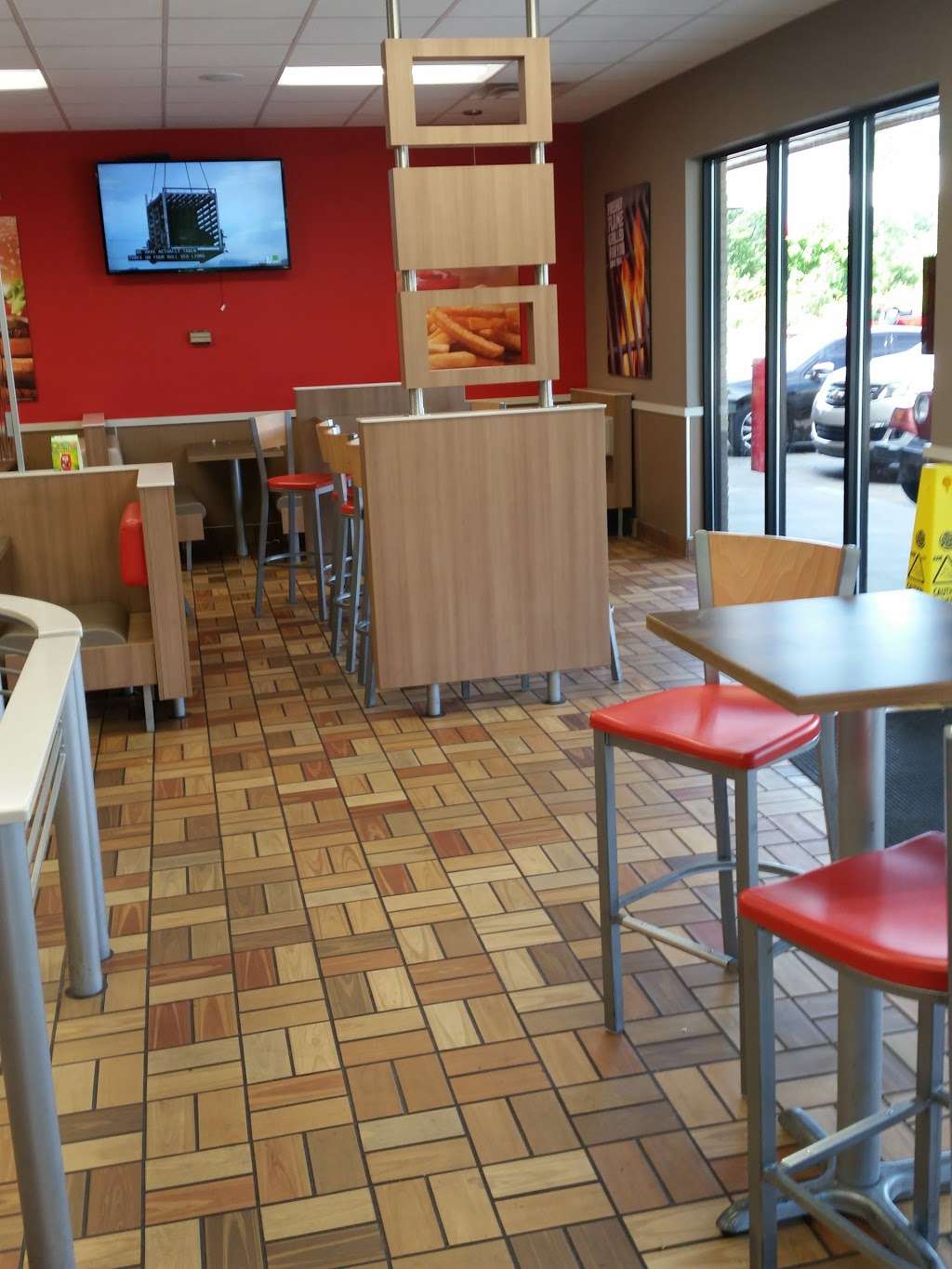 Burger King | 1650 E 236th St, Arcadia, IN 46030, USA | Phone: (317) 758-6860