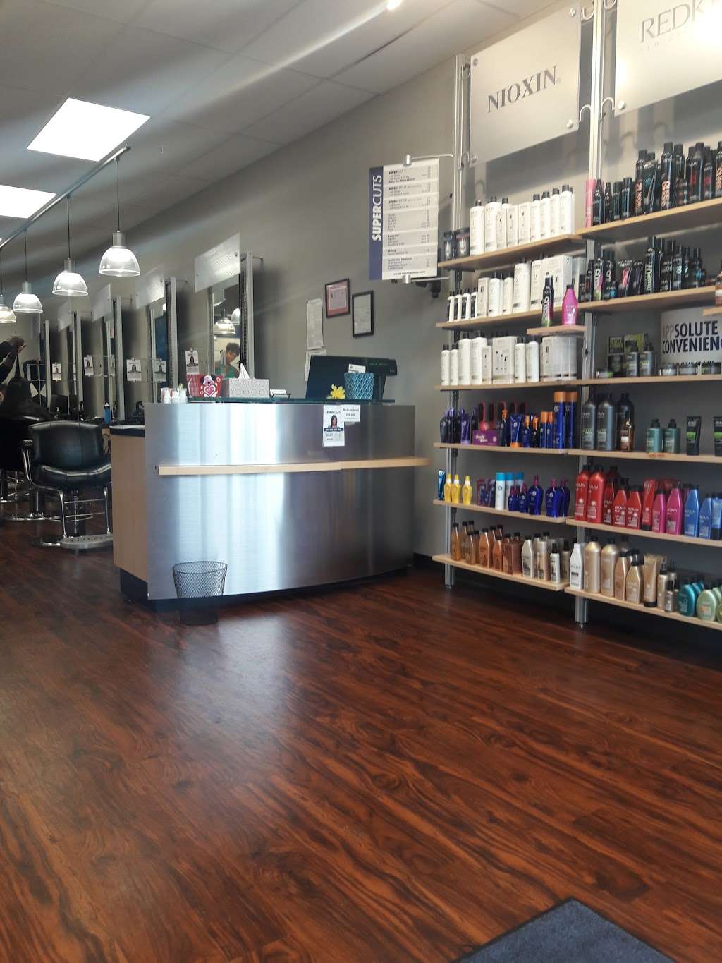 Supercuts | 6300 York Rd, Baltimore, MD 21212, USA | Phone: (410) 323-3332