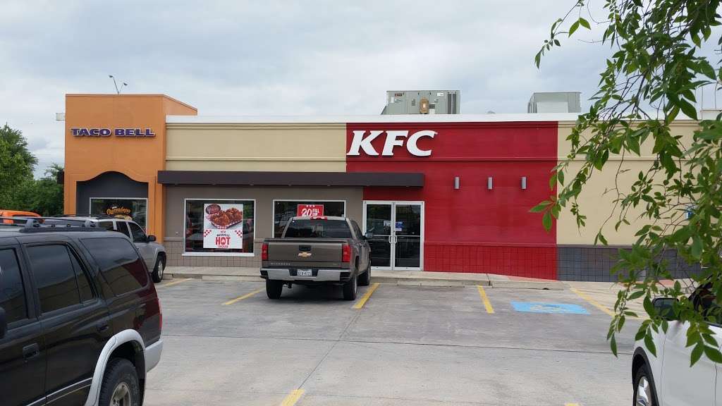KFC | 9011 W Sam Houston Parkway N, Houston, TX 77064, USA | Phone: (281) 890-2595