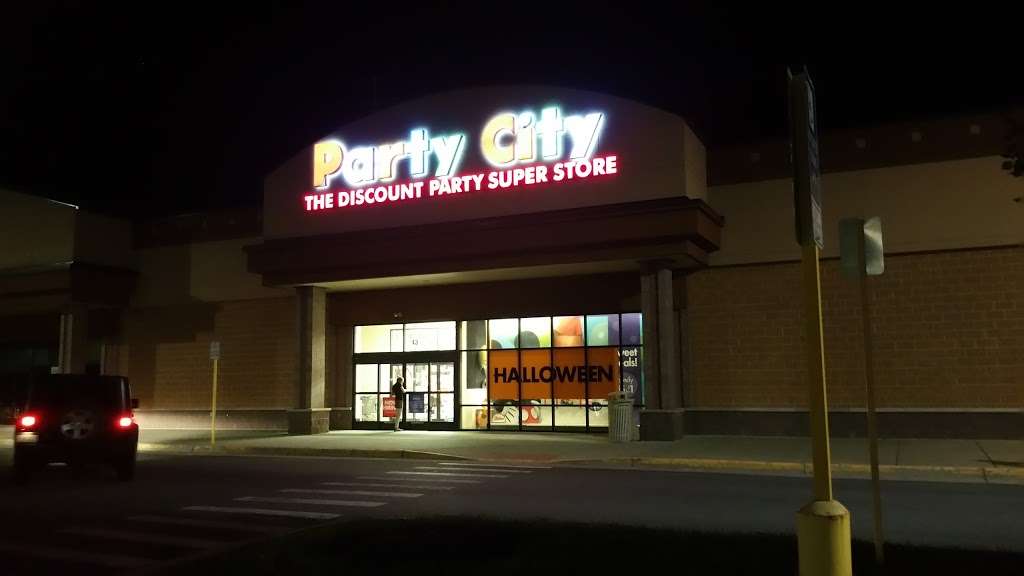 Party City | 143 Market St, Winchester, VA 22603, USA | Phone: (540) 545-4051