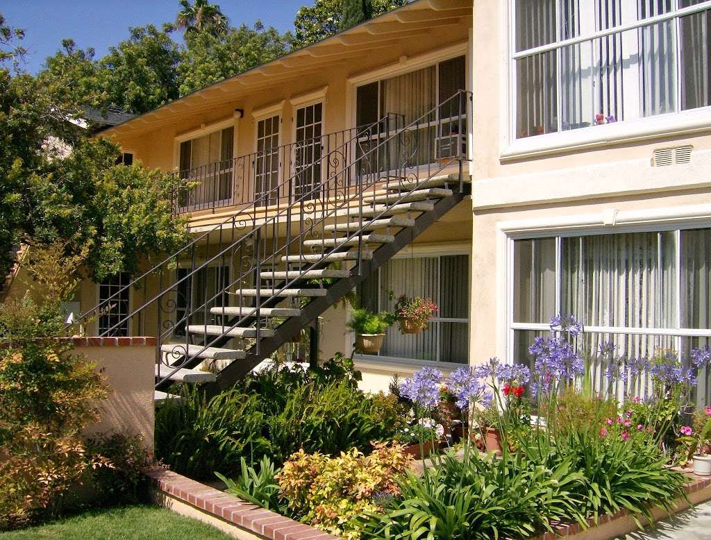 Peppertree Apartments | 2308 E Santa Fe Ave # 1, Fullerton, CA 92831, USA | Phone: (714) 738-5009