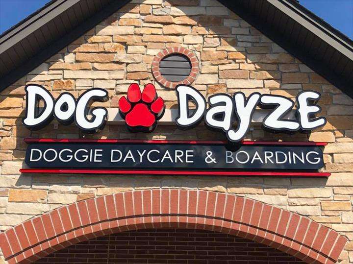 Dog Dayze- Doggie Daycare & Boarding | 570 W Boughton Rd, Bolingbrook, IL 60440, USA | Phone: (630) 366-6006