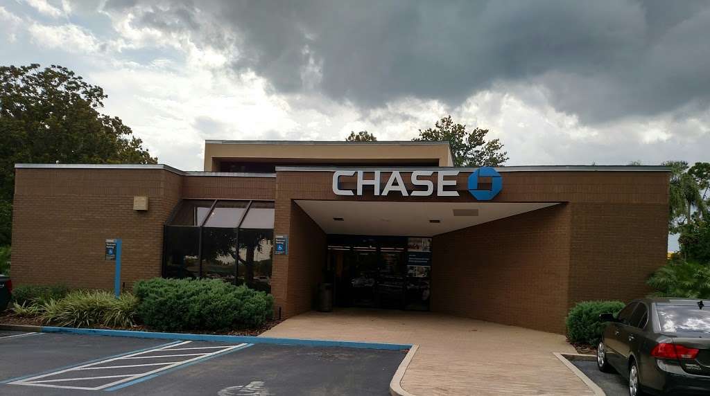 Chase Bank | 5601 Red Bug Lake Rd, Winter Springs, FL 32708, USA | Phone: (407) 699-1147