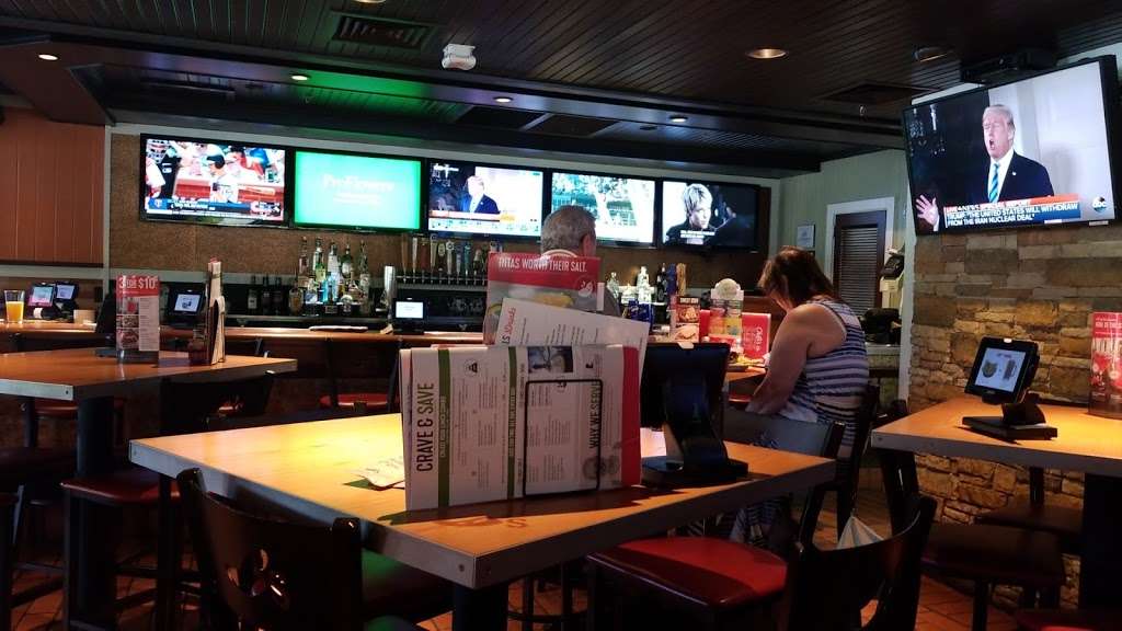 Chilis Grill & Bar | 3991 Route 9, Freehold, NJ 07728, USA | Phone: (732) 845-5100