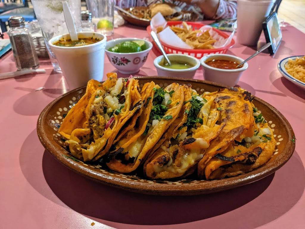 Estilo Jalisco Mexican Restaurant | 1837 Vinton St, Omaha, NE 68108, USA | Phone: (402) 298-0351
