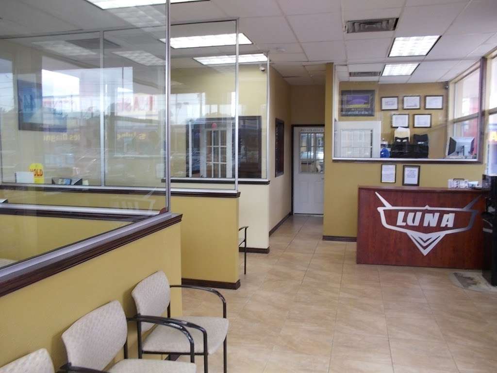 Luna Car Center | 4415 San Pedro Ave, San Antonio, TX 78212, USA | Phone: (210) 731-8510