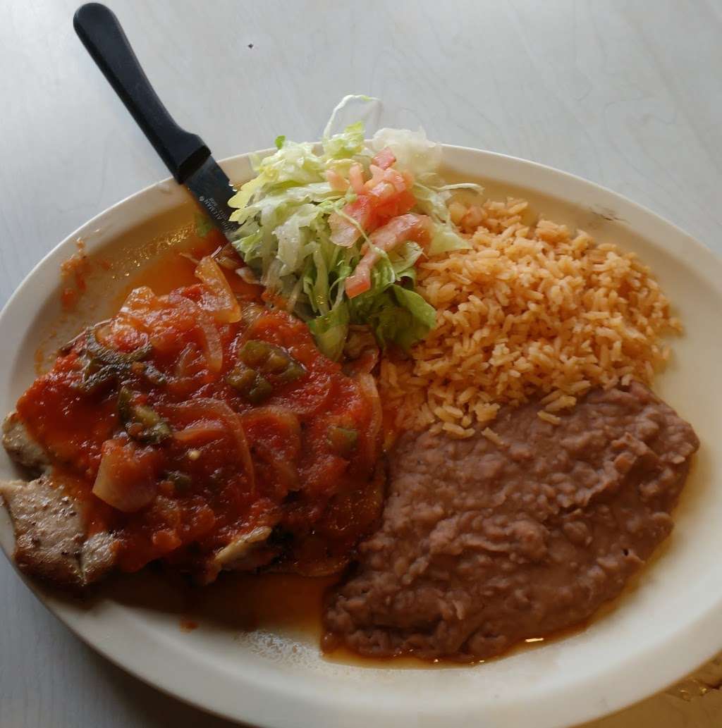 El Mana Mexican Restaurant | 6606 S Zarzamora St, San Antonio, TX 78211, USA | Phone: (210) 592-1125