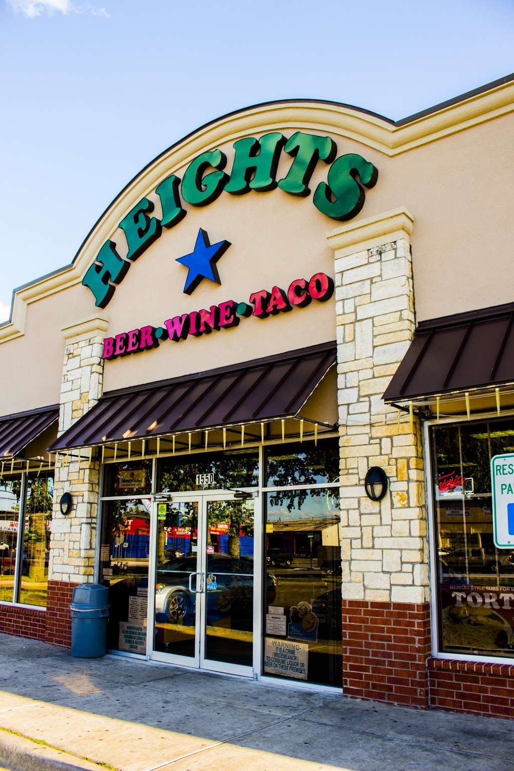 Irving Heights Beer & Wine | 1550 E Irving Blvd, Irving, TX 75060, USA | Phone: (972) 438-2700