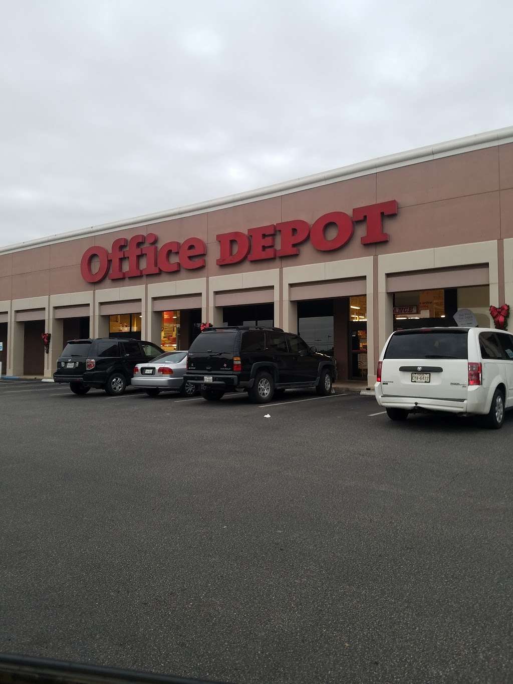 Office Depot | 10960 Westheimer Rd, Houston, TX 77042, USA | Phone: (713) 783-3254