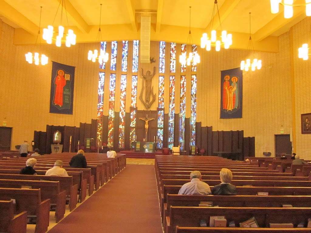 St. Bede the Venerable Church | 215 Foothill Blvd, La Cañada Flintridge, CA 91011, USA | Phone: (818) 949-4300