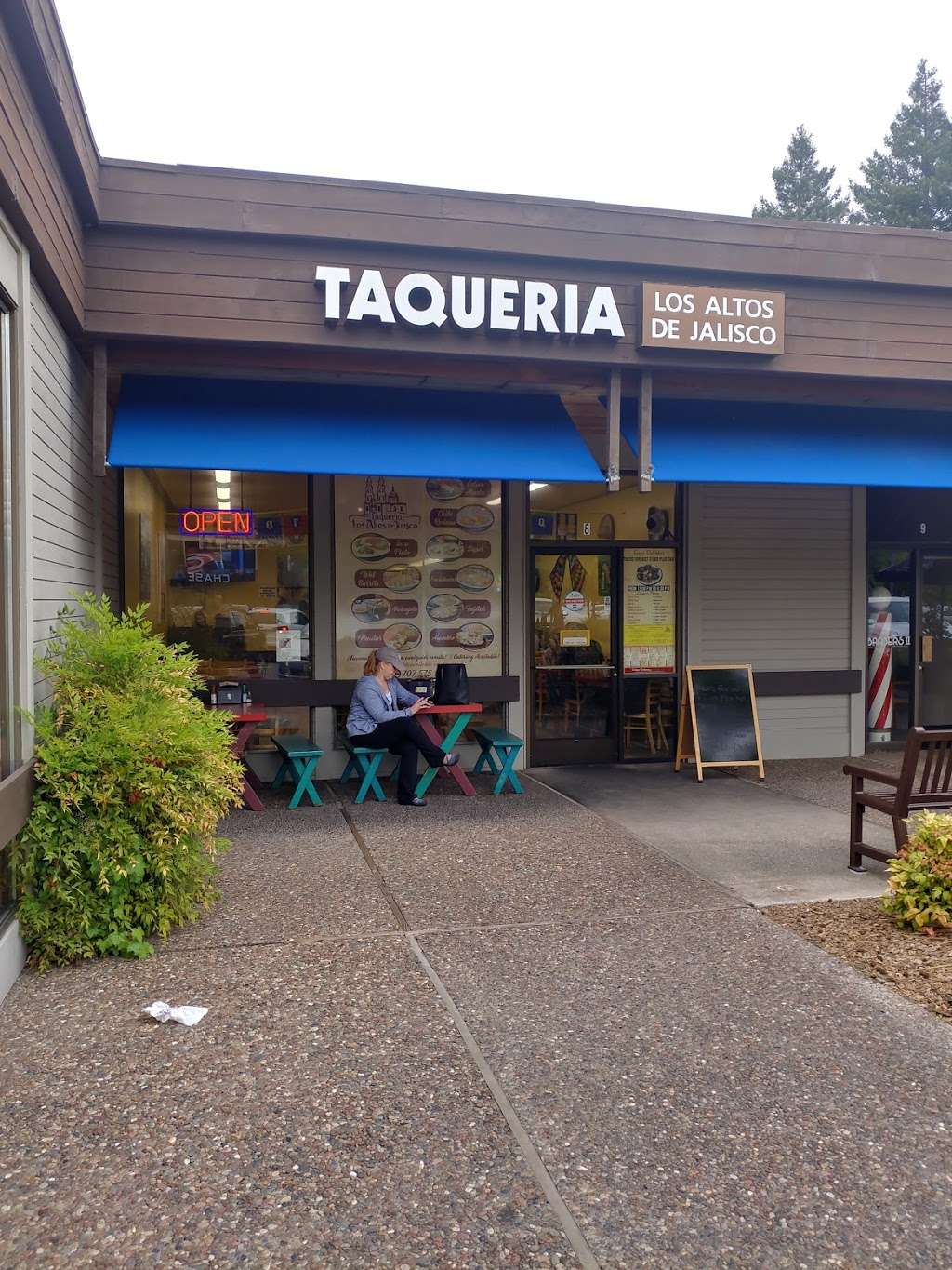 Taqueria Los Altos De Jalisco | 2700 Yulupa Ave # 8, Santa Rosa, CA 95405, USA | Phone: (707) 575-1265