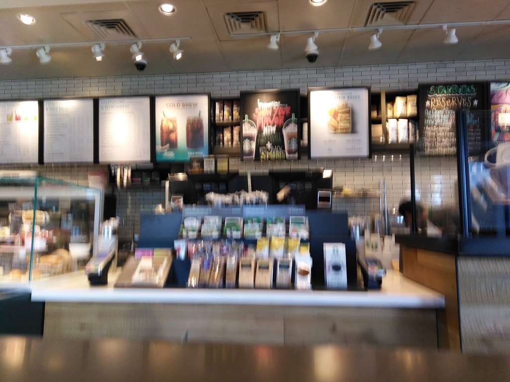 Starbucks | 2295 N Green Valley Pkwy, Henderson, NV 89014, USA | Phone: (702) 433-0533