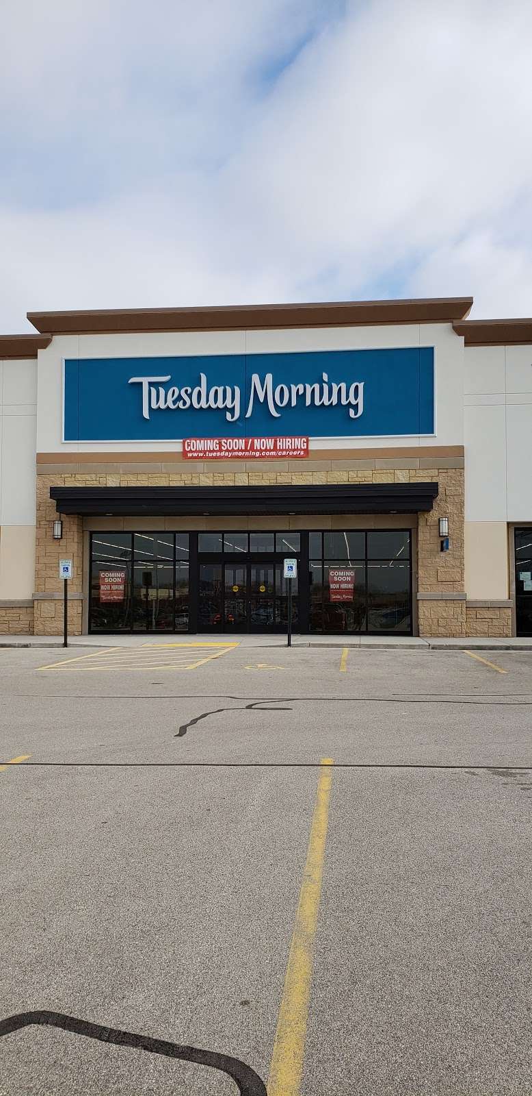 Tuesday Morning | 1110 W Sunset Dr Suite 140, Waukesha, WI 53189, USA | Phone: (262) 955-1933