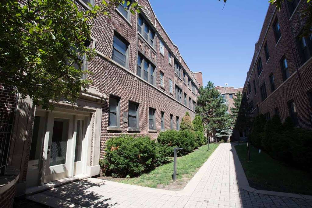 Ellis Court Apartments | 5301-5309 S Ellis Ave, Chicago, IL 60615, USA | Phone: (773) 825-6651